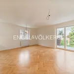 Pronajměte si 2 ložnic/e byt o rozloze 71 m² v Capital City of Prague