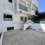 Rent 3 bedroom house of 250 m² in Almada