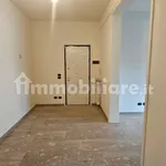 Affitto 5 camera appartamento di 162 m² in Parma