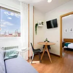 Rent a room of 391 m² in Madrid