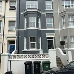 Rent 5 bedroom house in Brighton