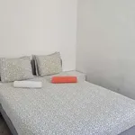 Rent a room of 45 m² in lisbon