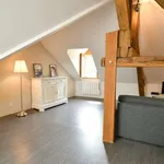 Maison de 178 m² avec 6 chambre(s) en location à Châteauvieux