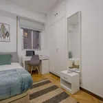 Rent a room of 220 m² in madrid