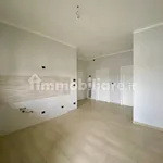 Affitto 3 camera appartamento di 60 m² in Cuneo