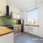 Pronajměte si 3 ložnic/e byt o rozloze 68 m² v Prague