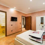 Rent 5 bedroom house of 20 m² in Rome