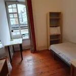 Rent a room in lisbon