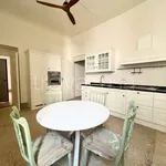 Rent 5 bedroom apartment of 170 m² in Firenze