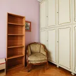 Rent a room of 75 m² in turin