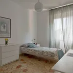 Rent a room in milan