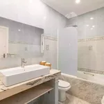 Rent 7 bedroom apartment in Barcelona