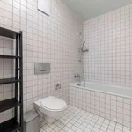 Rent a room of 157 m² in berlin