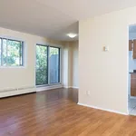 Appartement de 9063 m² avec 4 chambre(s) en location à Montreal