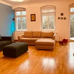 Miete 3 Schlafzimmer wohnung von 120 m² in Berlin