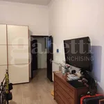 Affitto 3 camera appartamento di 90 m² in Catania