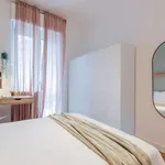 Rent a room in turin