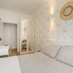 Rent a room in lisbon