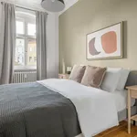 Rent 4 bedroom apartment of 104 m² in Berlin