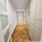 Pronajměte si 2 ložnic/e byt o rozloze 74 m² v Capital City of Prague