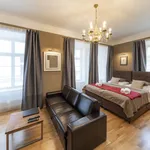 Rent 1 bedroom apartment of 37 m² in Prague