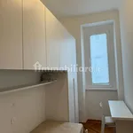 Affitto 3 camera appartamento di 89 m² in Trieste