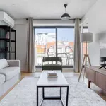 Rent 1 bedroom apartment of 45 m² in lisbon