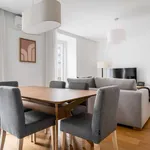 Rent 2 bedroom apartment of 92 m² in lisbon