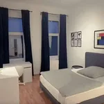 Miete 4 Schlafzimmer wohnung von 120 m² in Berlin