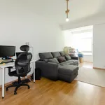 Rent 2 bedroom apartment of 85 m² in Lisboa