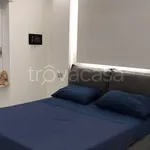 Affitto 2 camera appartamento di 75 m² in Napoli