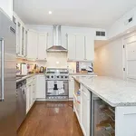 Rent 2 bedroom house in Manhattan