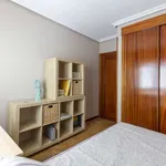 Rent a room of 85 m² in madrid