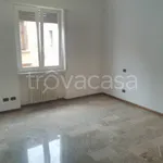 Affitto 5 camera appartamento di 144 m² in Vicenza