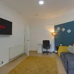 Rent 4 bedroom flat in West Midlands