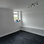 Rent 2 bedroom flat in North West England