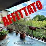 Affitto 3 camera appartamento di 110 m² in Bergamo