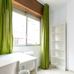 Rent a room of 130 m² in granada