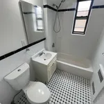 Rent 1 bedroom apartment in Queens