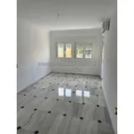 Alquilo 3 dormitorio apartamento de 174 m² en Almeria