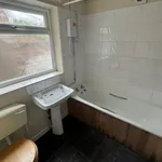 Rent 2 bedroom house in Hull