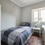 Rent a room in lisbon