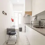 Rent 3 bedroom apartment in lisbon