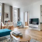 Appartement de 46 m² avec 2 chambre(s) en location à Paris