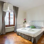 Rent 1 bedroom apartment of 52 m² in Florence