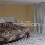 Rent 2 bedroom apartment of 150 m² in Naples