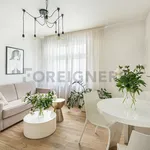 Rent 1 bedroom apartment of 55 m² in Capital City of Prague