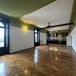 Rent 4 bedroom apartment of 152 m² in Milan