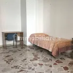 Rent 5 bedroom apartment of 80 m² in Messina