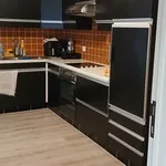 Huur 3 slaapkamer huis van 929 m² in Lievegem